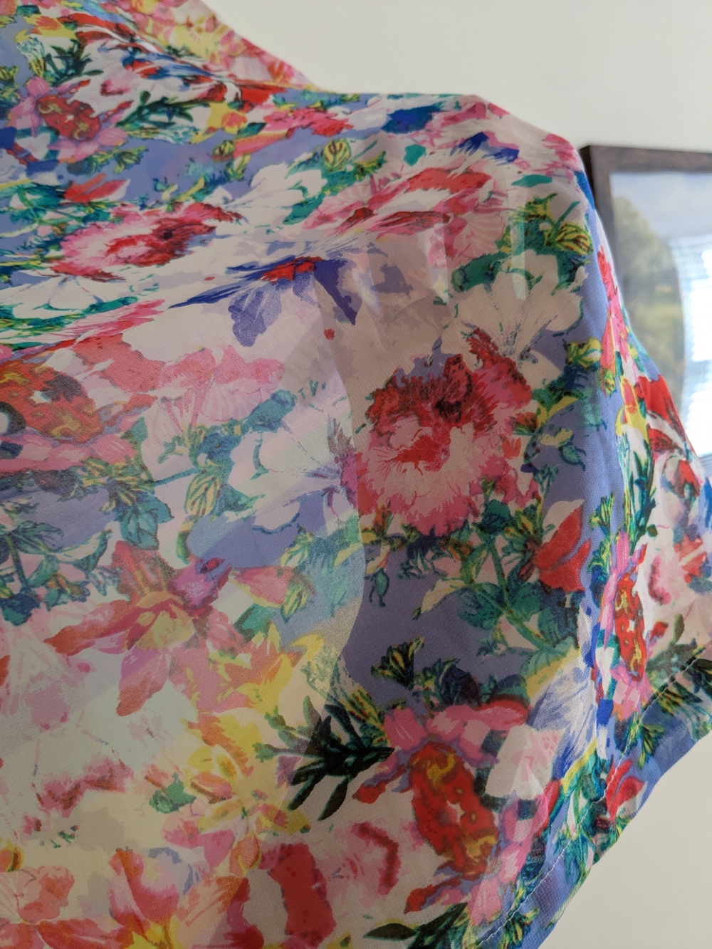 Daisy Fuentes Sheer Multicolor Floral Front/Striped Back Sleeveless Top - Picture 4 of 8